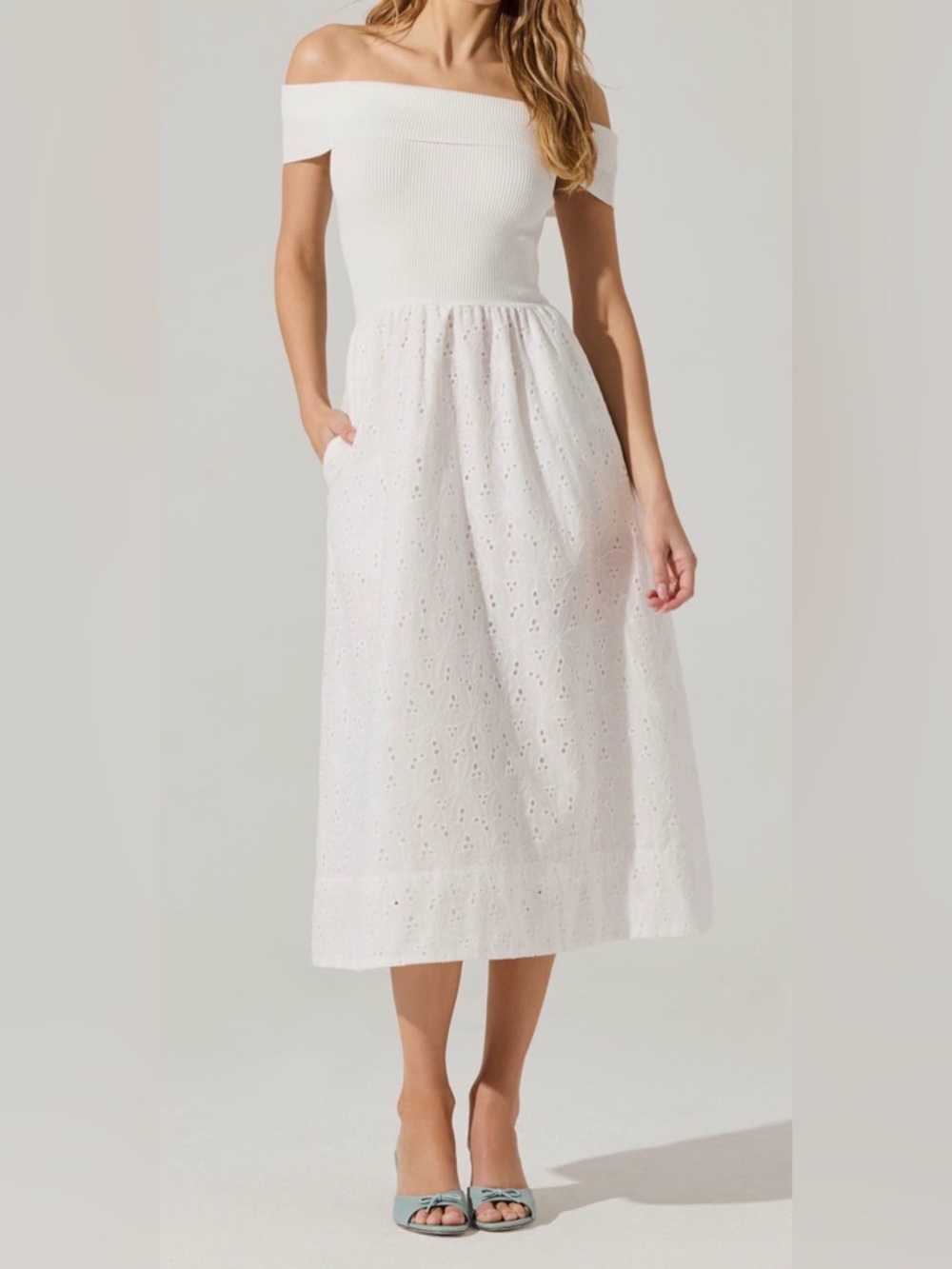 Astr White Eyelet Midi Skirt with Pockets XS